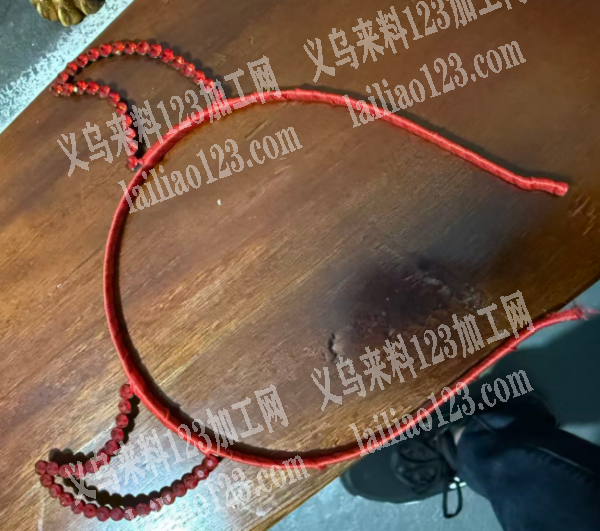 头箍缠绕织带的手工活外发《发外地做的手工