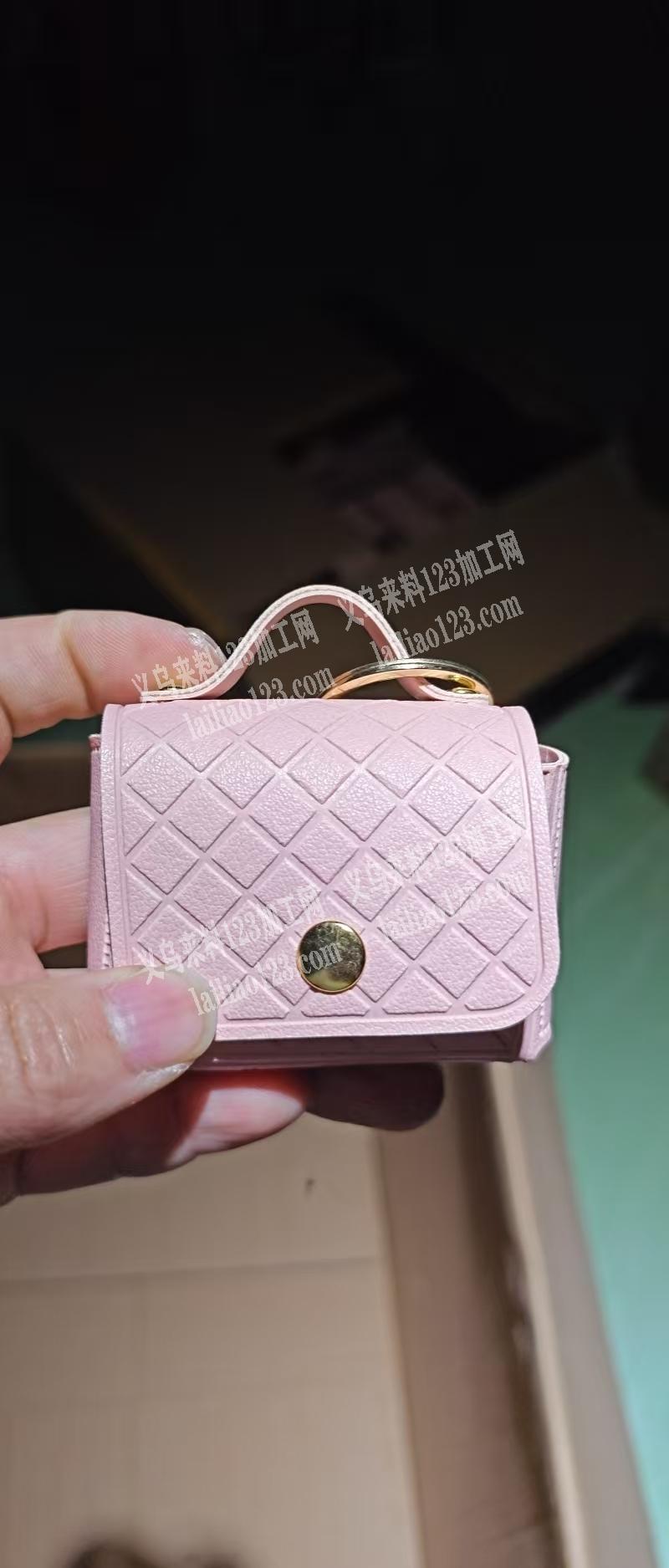 老板委托寻找：小包，量大，如图，10万个