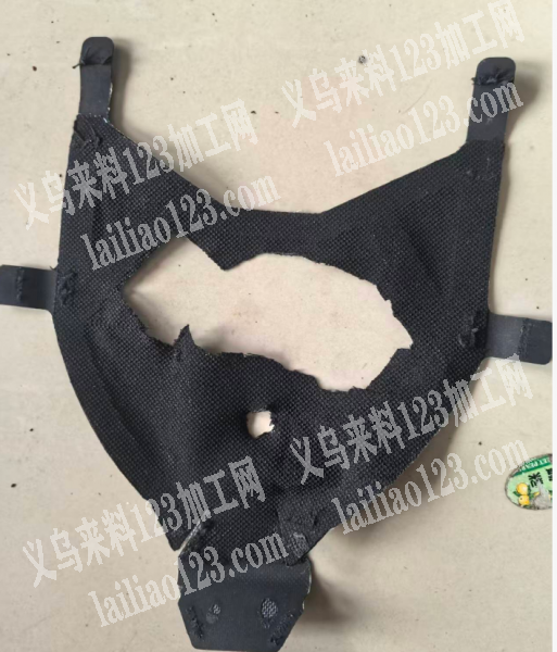 【订单量大】机器粘胶水的加工活外发，如图