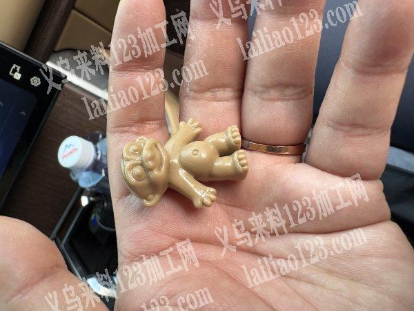 老板委托寻找：公司有公仔订单，如图，寻找