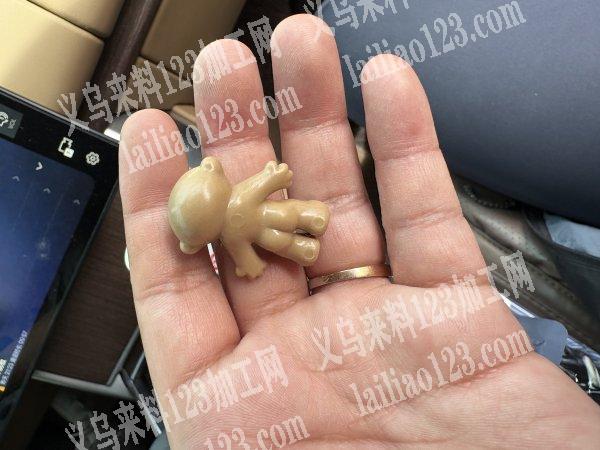 老板委托寻找：公司有公仔订单，如图，寻找