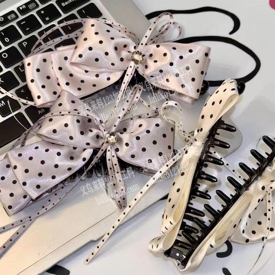 如图，手工布艺蝴蝶结发饰头饰成品订单，寻