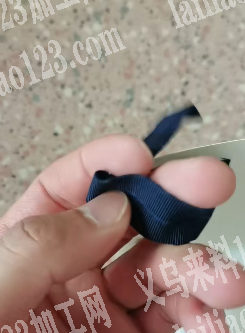 两公分的，如图，包边辅料，有订单找厂家。