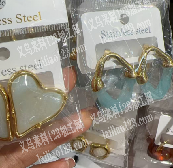 寻找生产不锈钢耳环成品的工厂合作，有订单