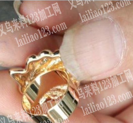 寻找烧焊的加工厂，。合金和铁的饰品，烧焊