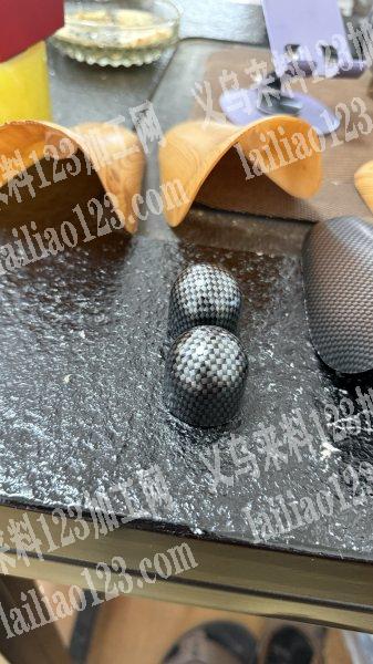 本厂专业承接各种塑料产品自动线喷漆，水转