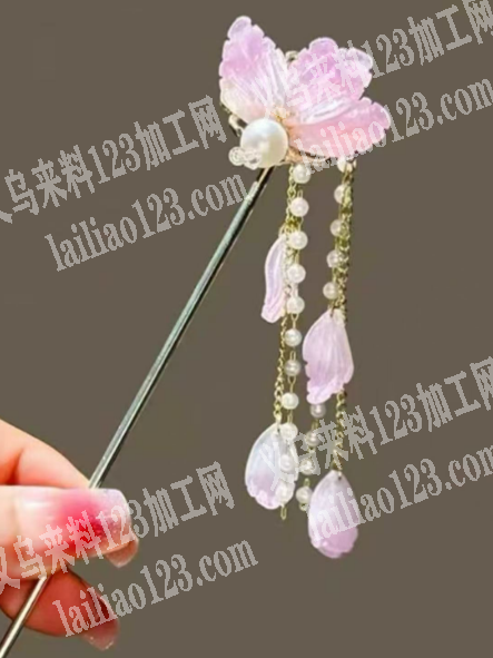 绕线编织的饰品手工活外发，如图，寻找会做