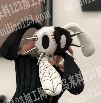 找能做这种公仔的加工厂，联系微信