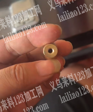 【打胶枪手工活】寻找专业打胶枪的手工加工