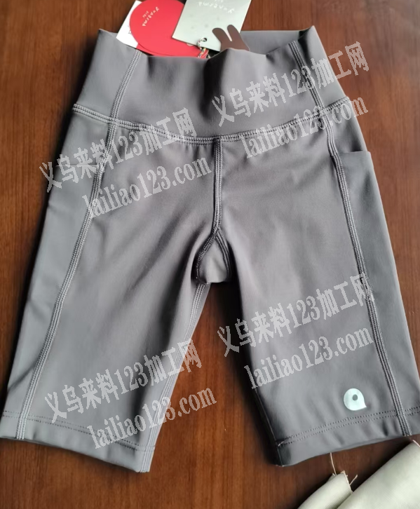 瑜伽款式的童装外发加工，如图，寻找专业做