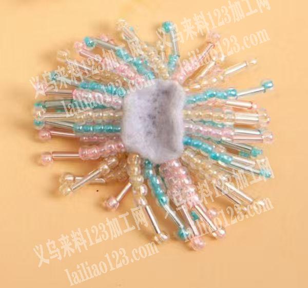 【可发外地】穿珠子+手缝做花簇，如图【月