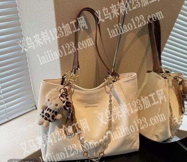 箱包成品订单，如图，找做搭配时装的包包厂