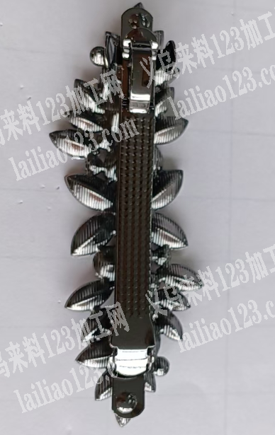 如图发夹。合金的压铸订单外发，如图，寻找