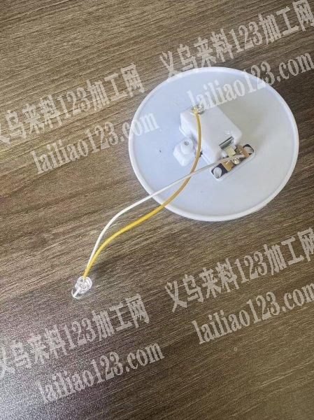 蜡烛底座手工，焊接。