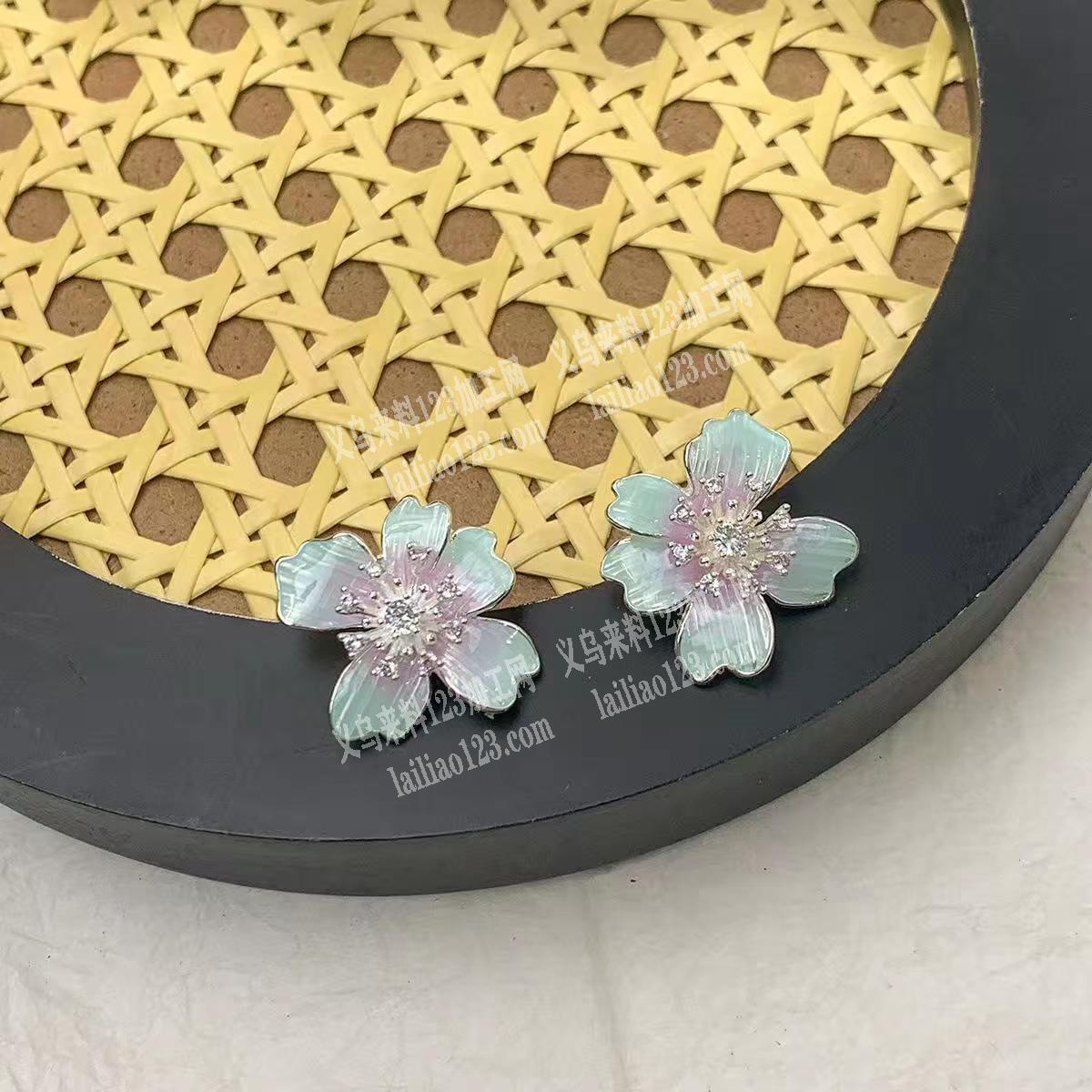 如图耳环成品订单，寻找这个耳环成品工厂，