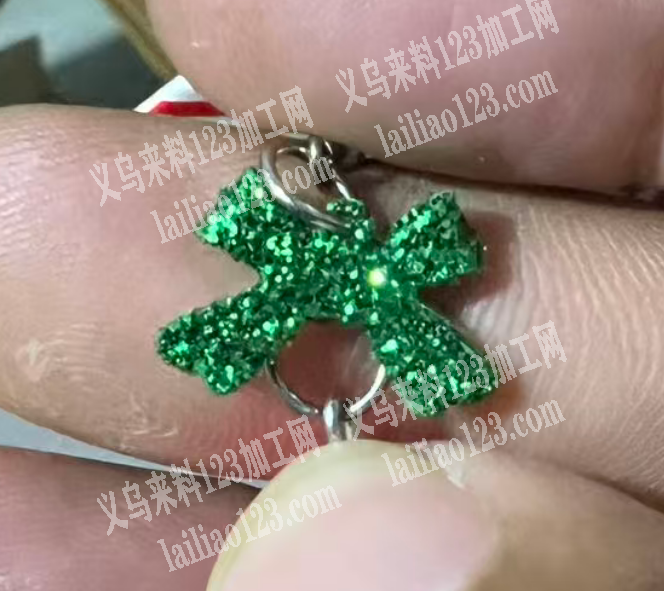 洒粉外发加工，如图，找洒粉的加工厂，微信
