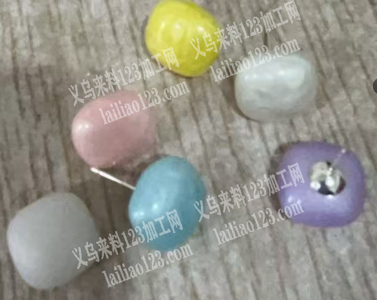 如图，老板委托寻找：AbS白色底胚的蛛丝
