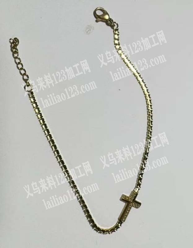 饰品上锆石，夹钻外发加工，。寻找会做的手