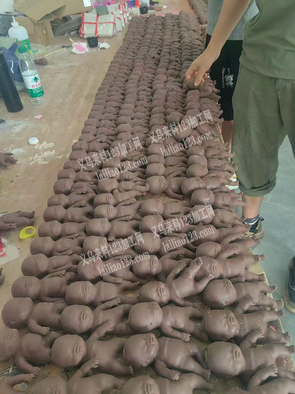 老板委托寻找：商贸城***店面大量采购如