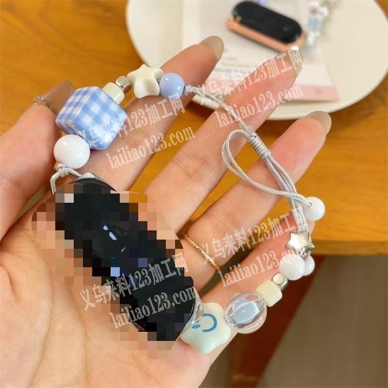穿珠子编织手链手工活外发加工，如图，寻找
