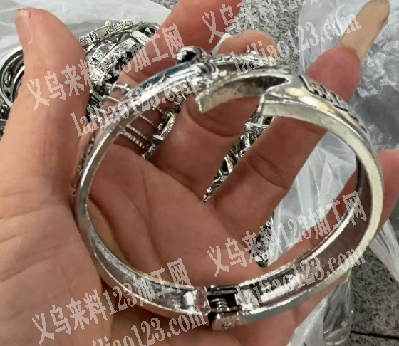 上弹簧的手工活外发加工，寻找会做的手工活
