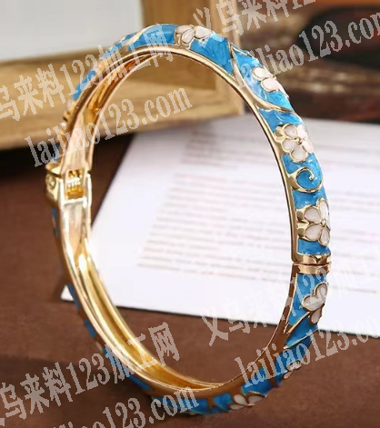 大量手镯滴油外发加工，寻找专业做滴油的加
