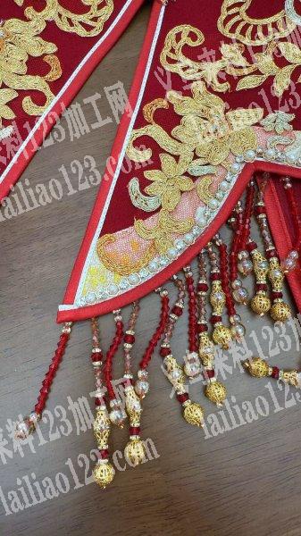 苏州专业团队，平时做婚纱和秀禾服，工人有