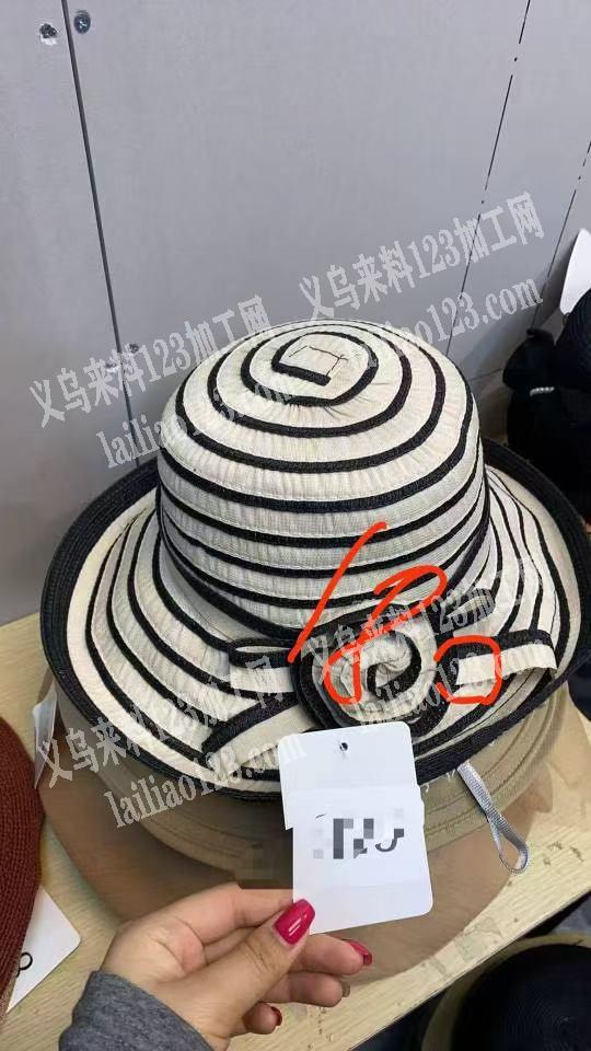 老板委托寻找：帽子成品订单，寻找成品。寻