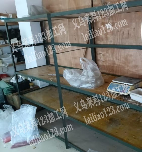 【转让】饰品货架处理，转让，要的联系