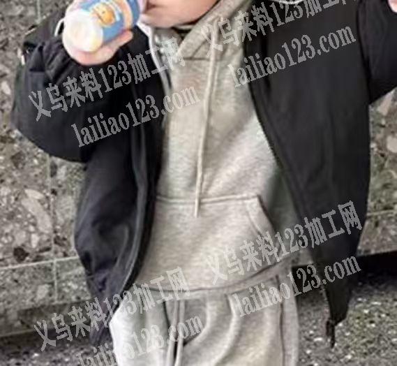 儿童卫衣服装订单外发加工，如图，寻找服装