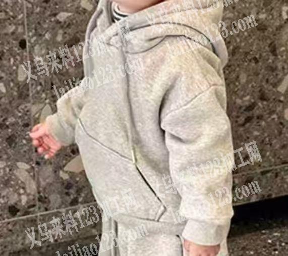 儿童卫衣服装订单外发加工，如图，寻找服装