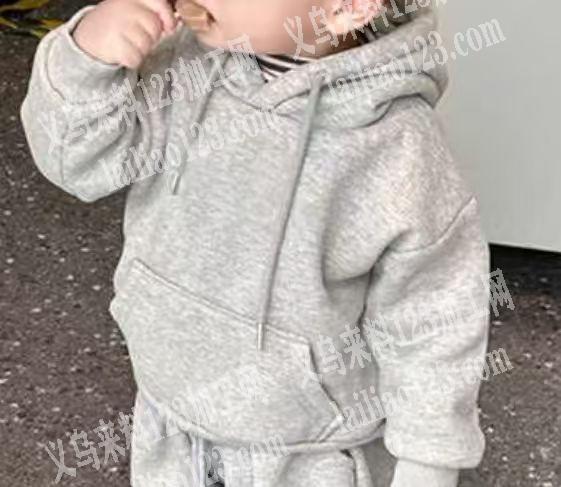儿童卫衣服装订单外发加工，如图，寻找服装