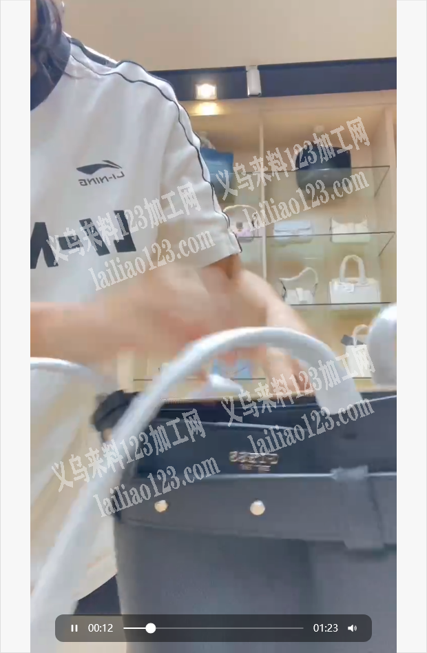 公司大量瑜伽服服装订单纯加工。，外发加工