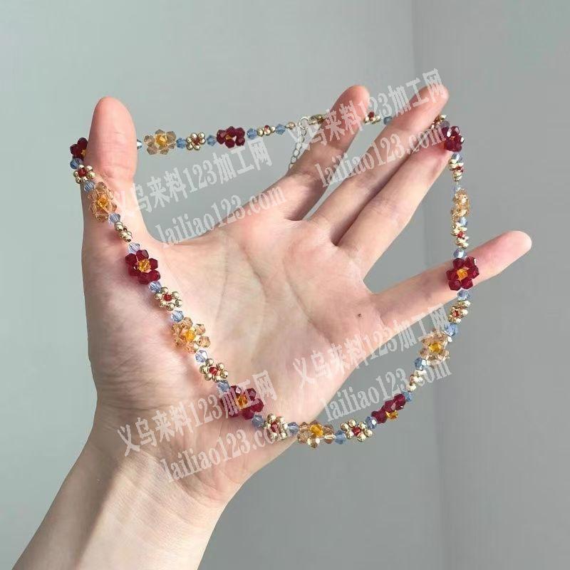 穿米珠编织小花项链，手工活外发加工，寻找