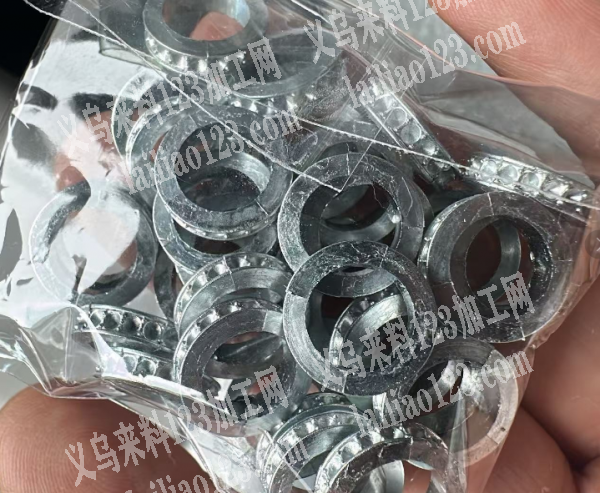 抛光外发加工，如图，饰品配件，寻找抛光的