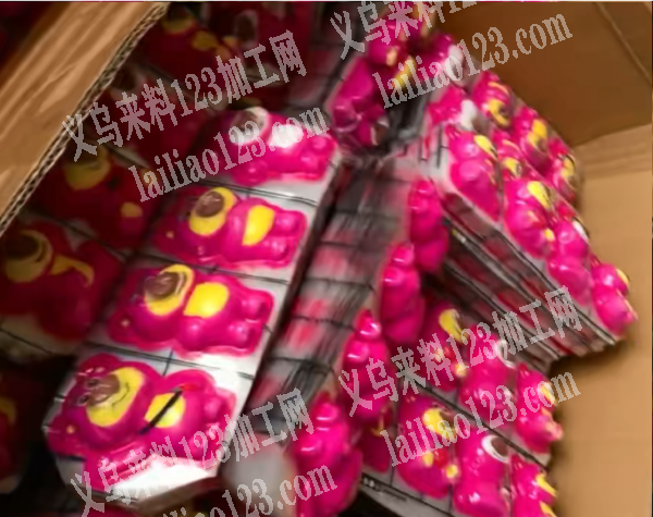 寻找专业做吸塑的加工厂。请联系详谈，长期