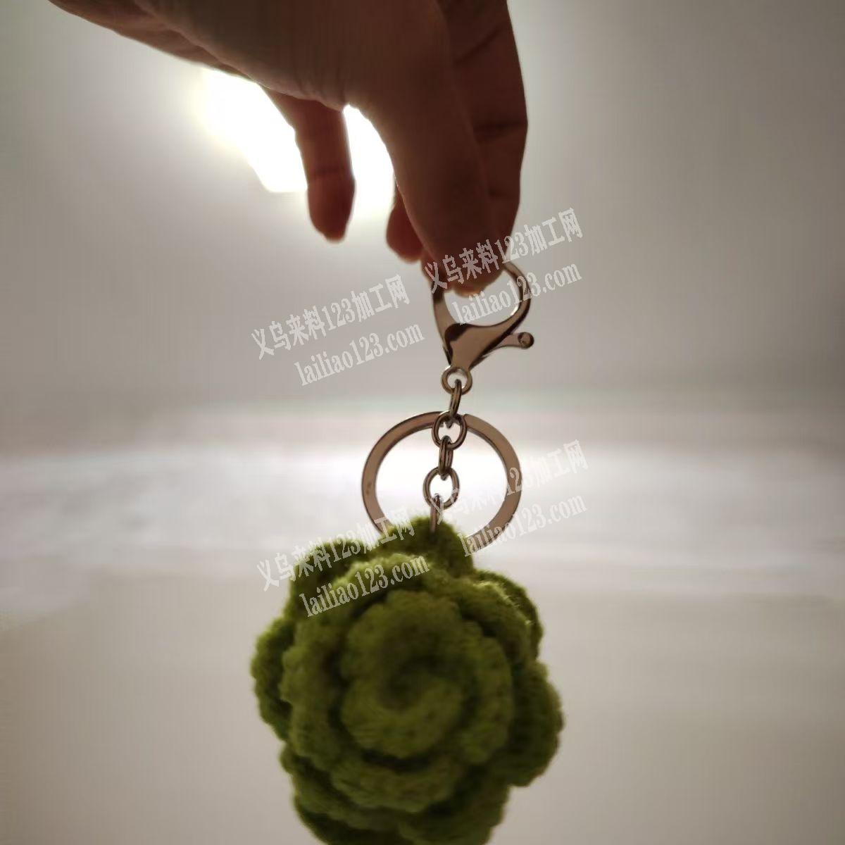 大量毛线钩针编织的手工活外发加工，如图，