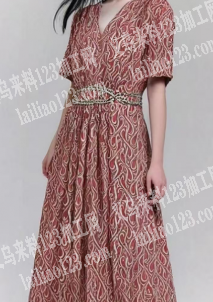 如图大码女士长裙订单外发加工，寻找服装加