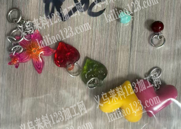 【寻找树脂小配件】如图，寻找专业做配件的