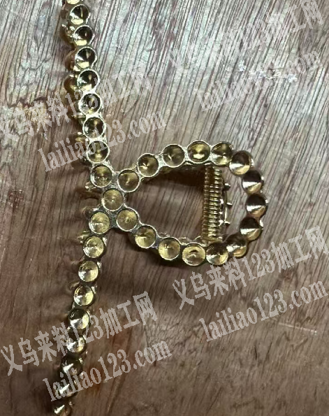 点钻外发加工，只发北苑，加微信详谈，如图