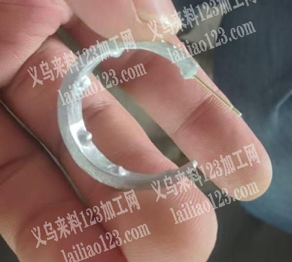合金压铸耳环订单，如图，寻找专业做压铸的