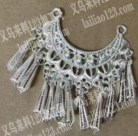 大量采购如图饰品配件，寻找厂家，有意者，