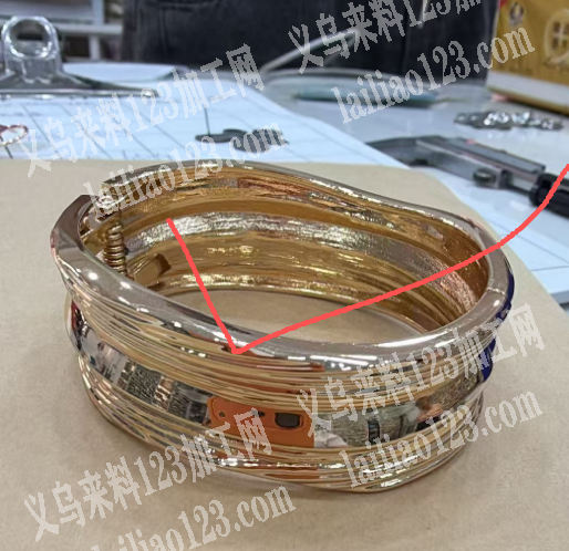 合金手镯订单，寻找压铸的工厂合作，请联系