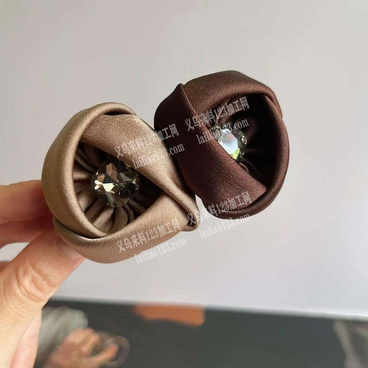 手卷花，手缝花，布艺花朵订单，如图，寻找