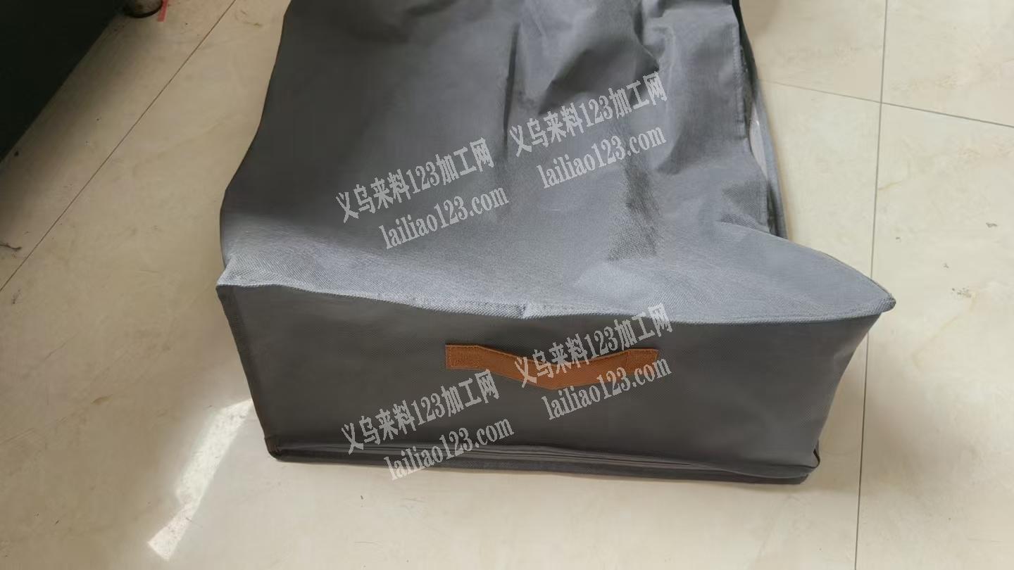 大量如图棉被收纳袋订单外发加工，寻找专业