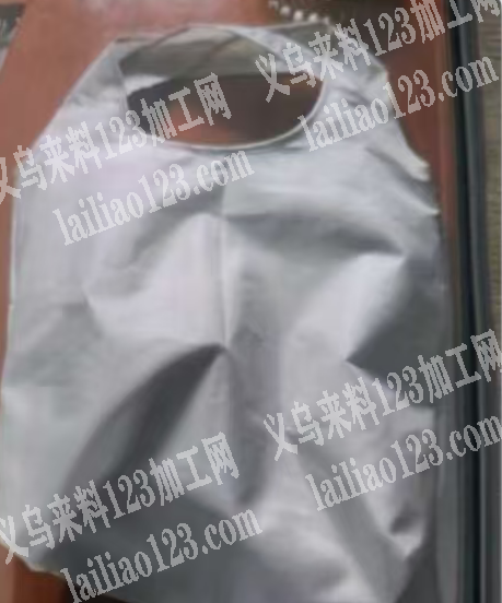 10万，购物袋外发加工。10万个，工期一