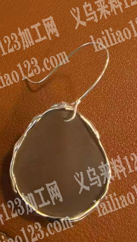 耳环包银外发加工，如图，寻找专业做的饰品