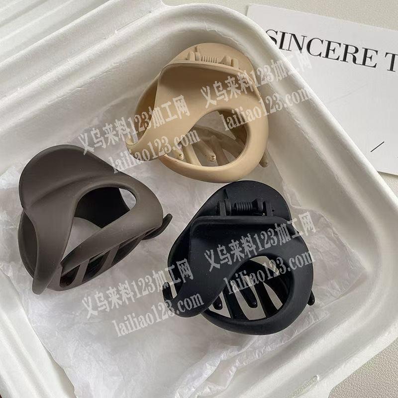 老板委托寻找：诚寻喷漆的加工厂，长期合作