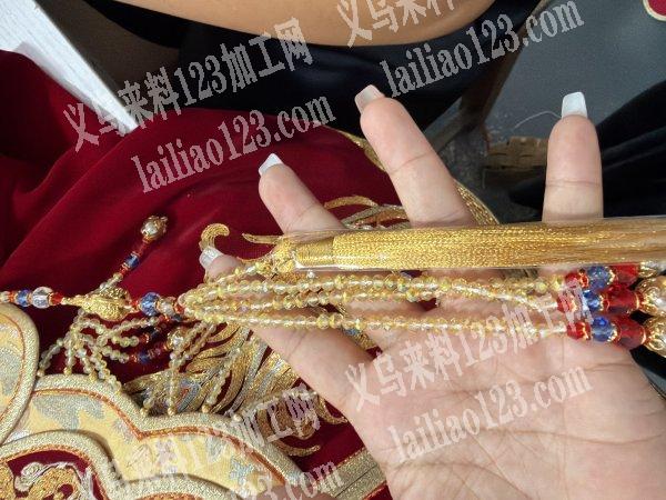 会穿各种手链，项链，手机链熟练工50名，