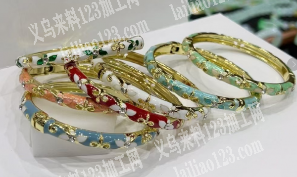 这个手镯滴油外发加工，寻找专业的专业做手
